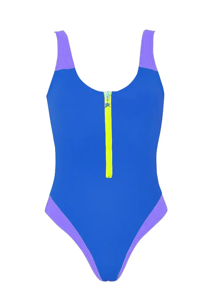 Bañador azul y lila con cremallera en amarillo flúor.