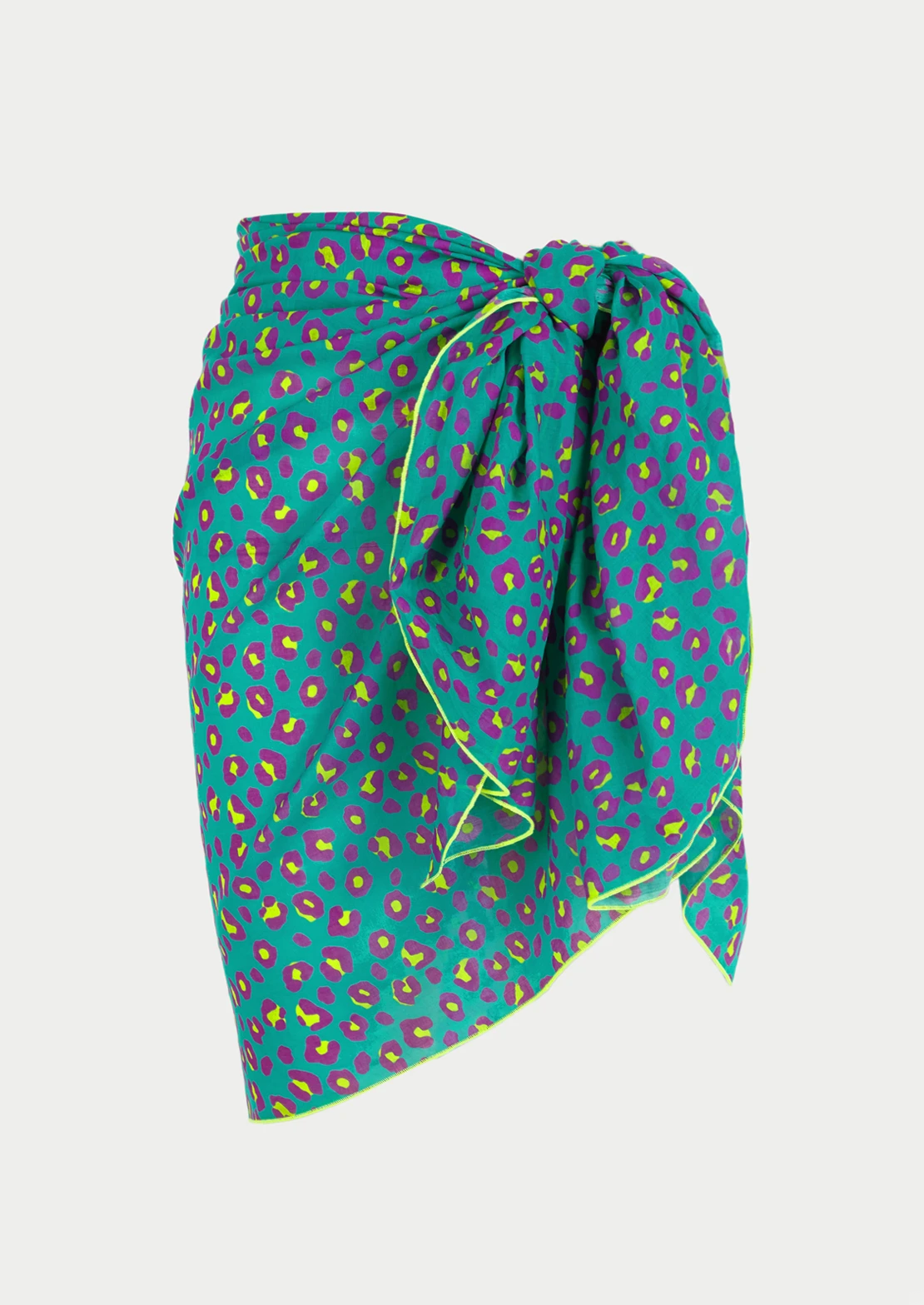Pareo estampado de To the Moon. Estampado exclusivo leopardo en azul aqua con contrastes amarillo flúor a juego con bañadores y bikinis.