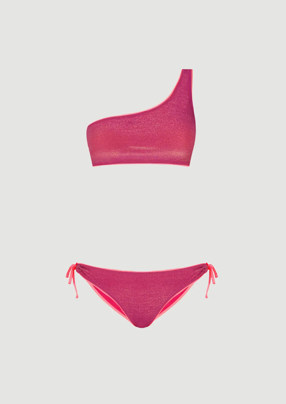 Silueta del Bikini Asimétrico Lurex rosa Fresa ajustable de To The Moon sobre fondo blanco.