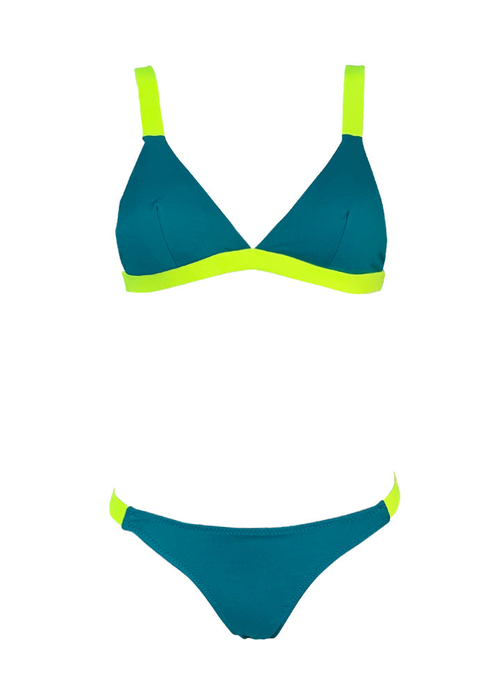 biquini de triángulo amarillo flúor y azul petróleo. Los bikinis que más favorecen.Colección verano 2022.