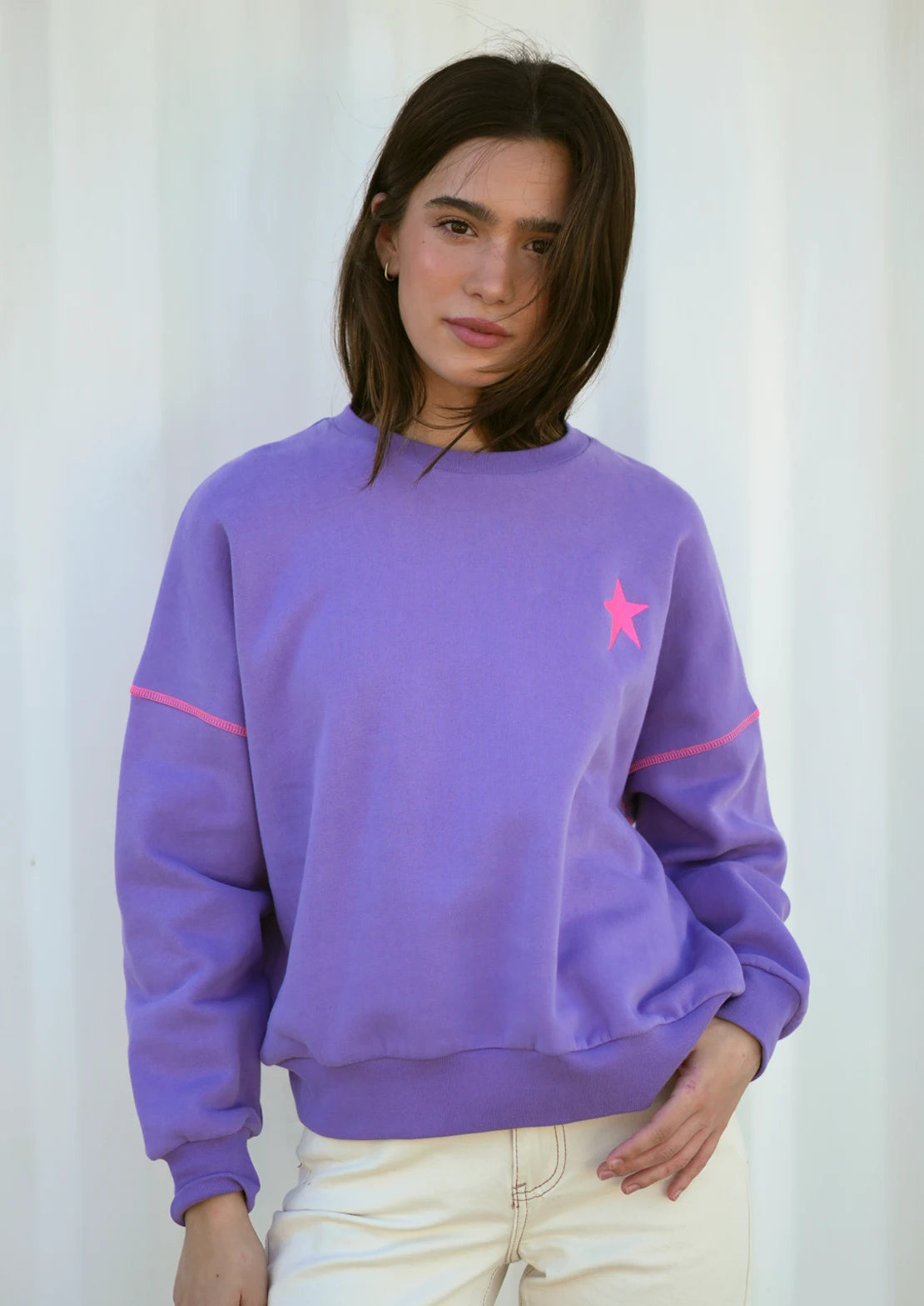 Sudadera color lila oscuro ideal para teens de To the Moon. Algodón 100%
